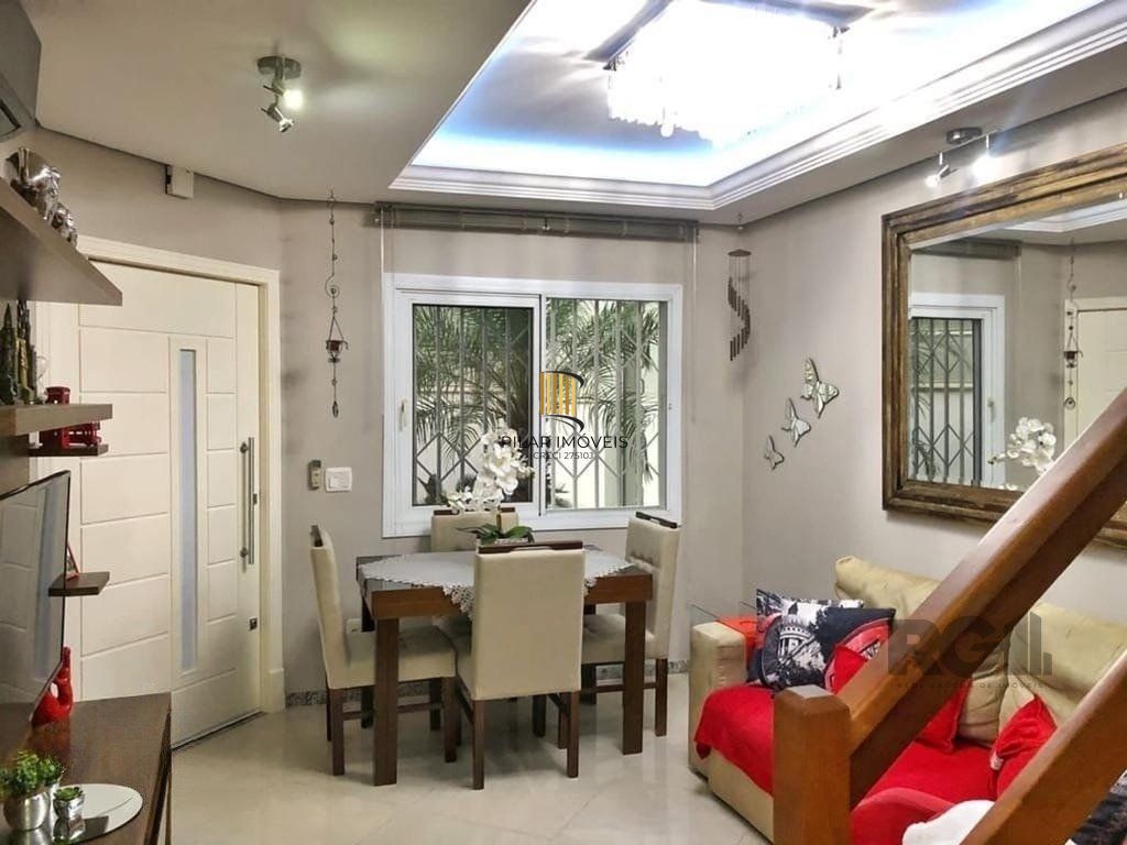 Casa em condomínio 114m² - 3 dormitórios, 1 suíte e 2 vagas no bairro Sarandi - Pilar Imóveis