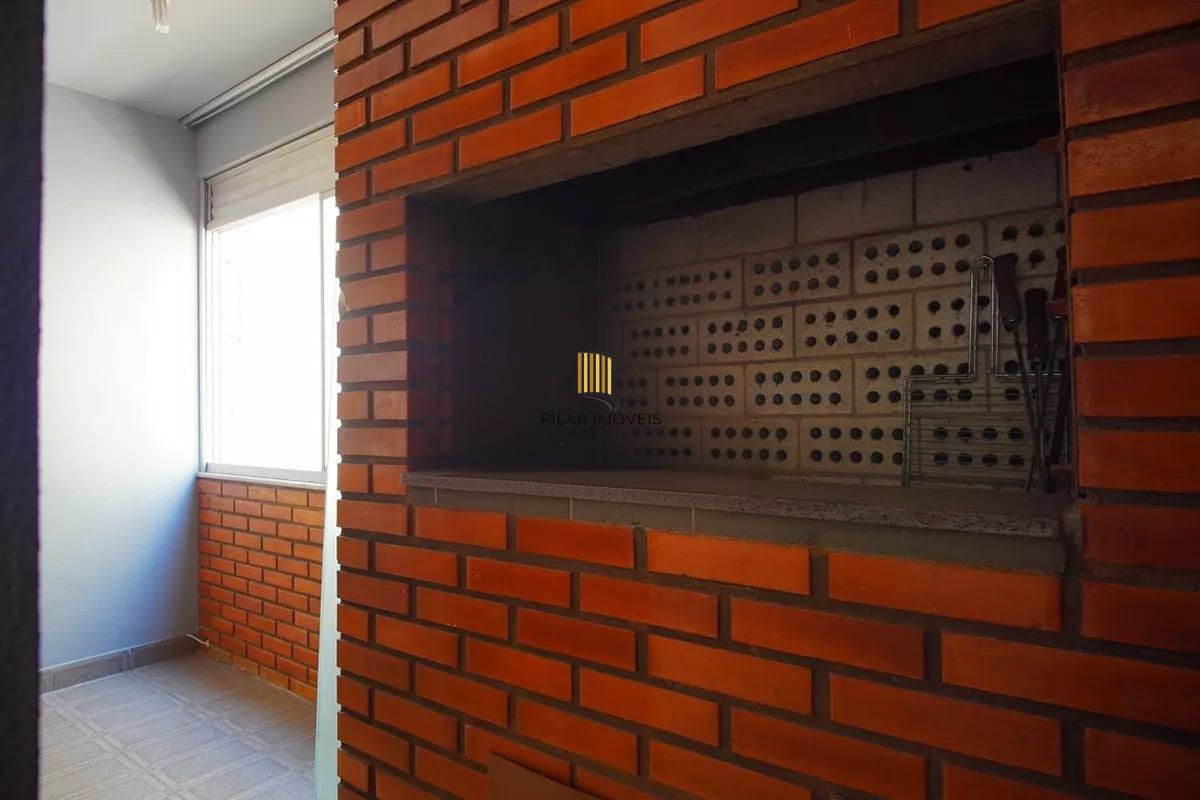 Apartamento de 3 dormitórios à venda em Petrópolis - Porto Alegre