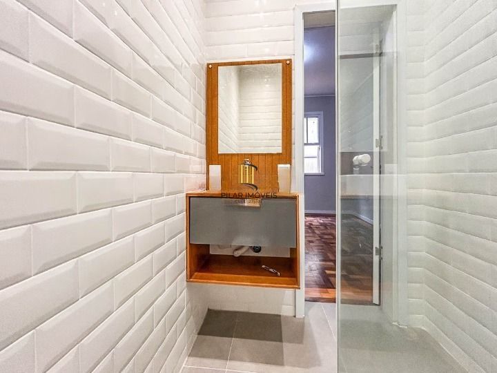 Apartamento garden de 01 dormitorio com suite no bairro Bom Fim/ Porto alegre.