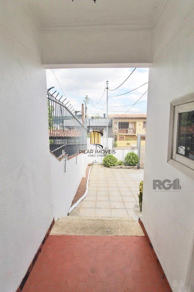 Casa 3 dormitórios no bairro Teresópolis
