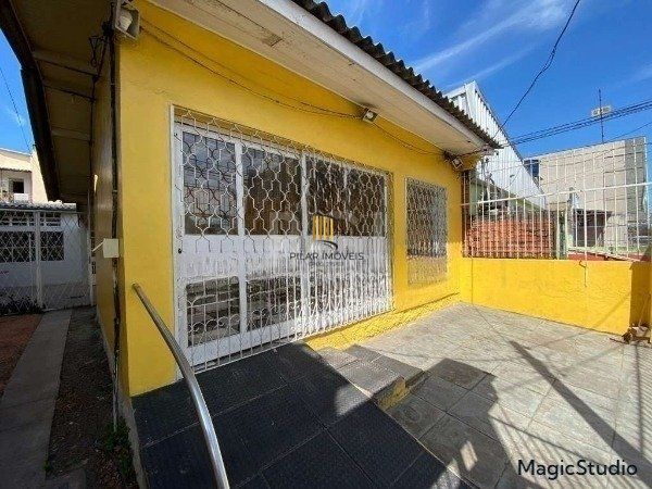 Casa 2 dormitórios no bairro Partenon