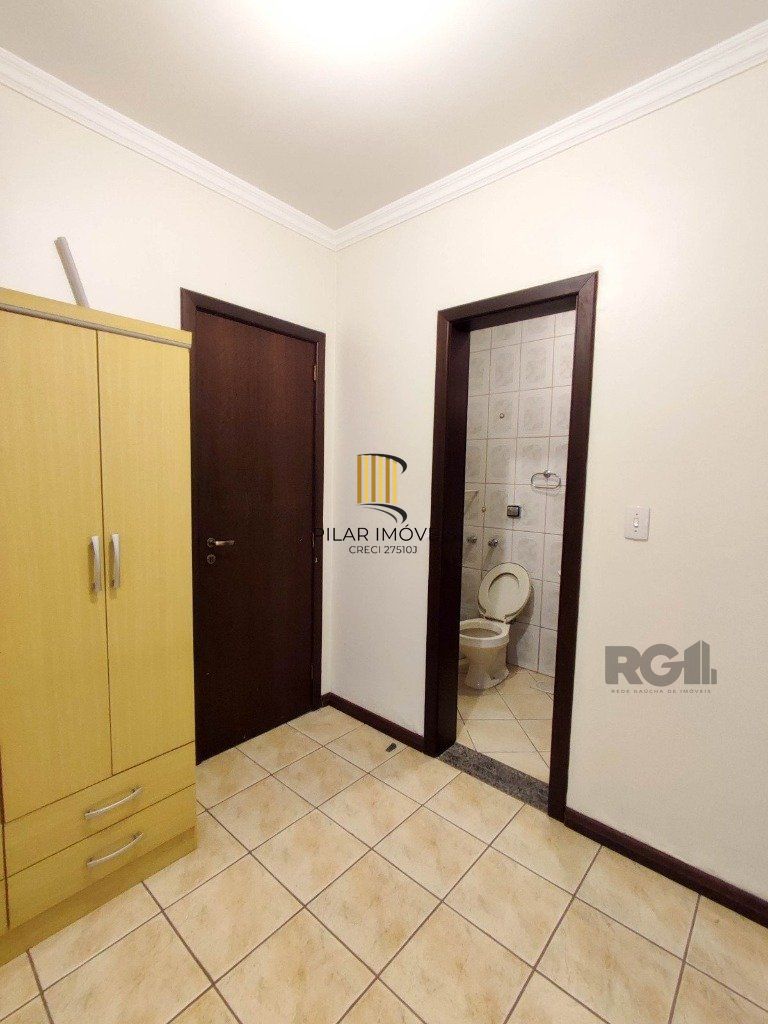Excelente casa de 230m² com 4 dormitórios e 3 vagas.