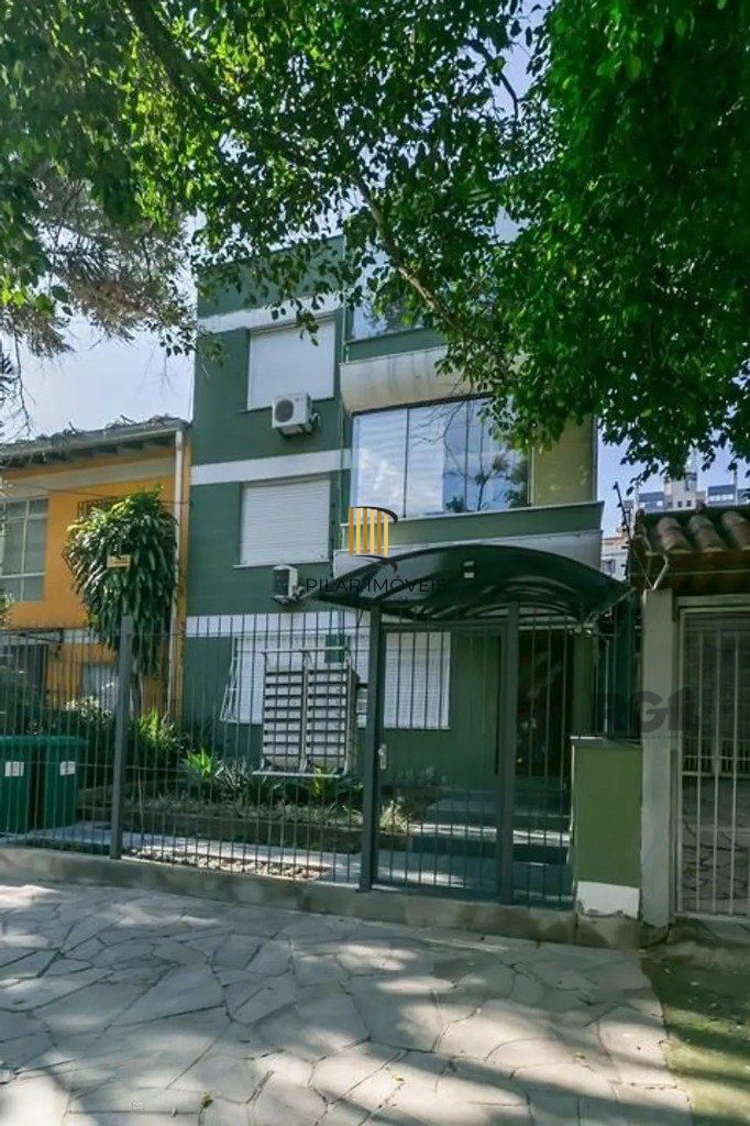 Apartamento térreo com garden na Lucas de Oliveira bairro Petrópolis