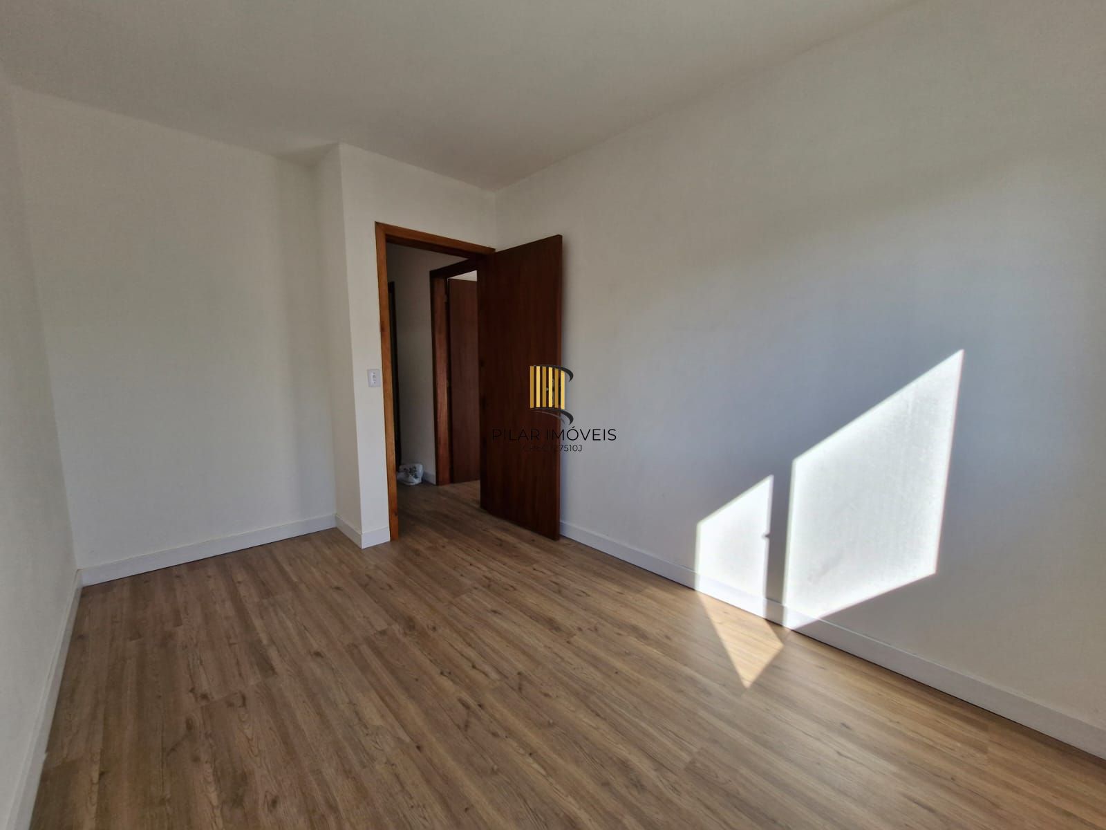 Apartamento 3 dormitórios na rua Corronel Massot, Cristal.