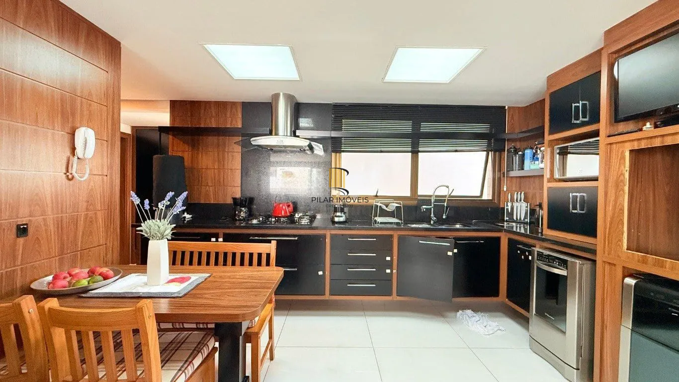 Apartamento de 3 dormitórios à venda em Bela Vista, Porto Alegre