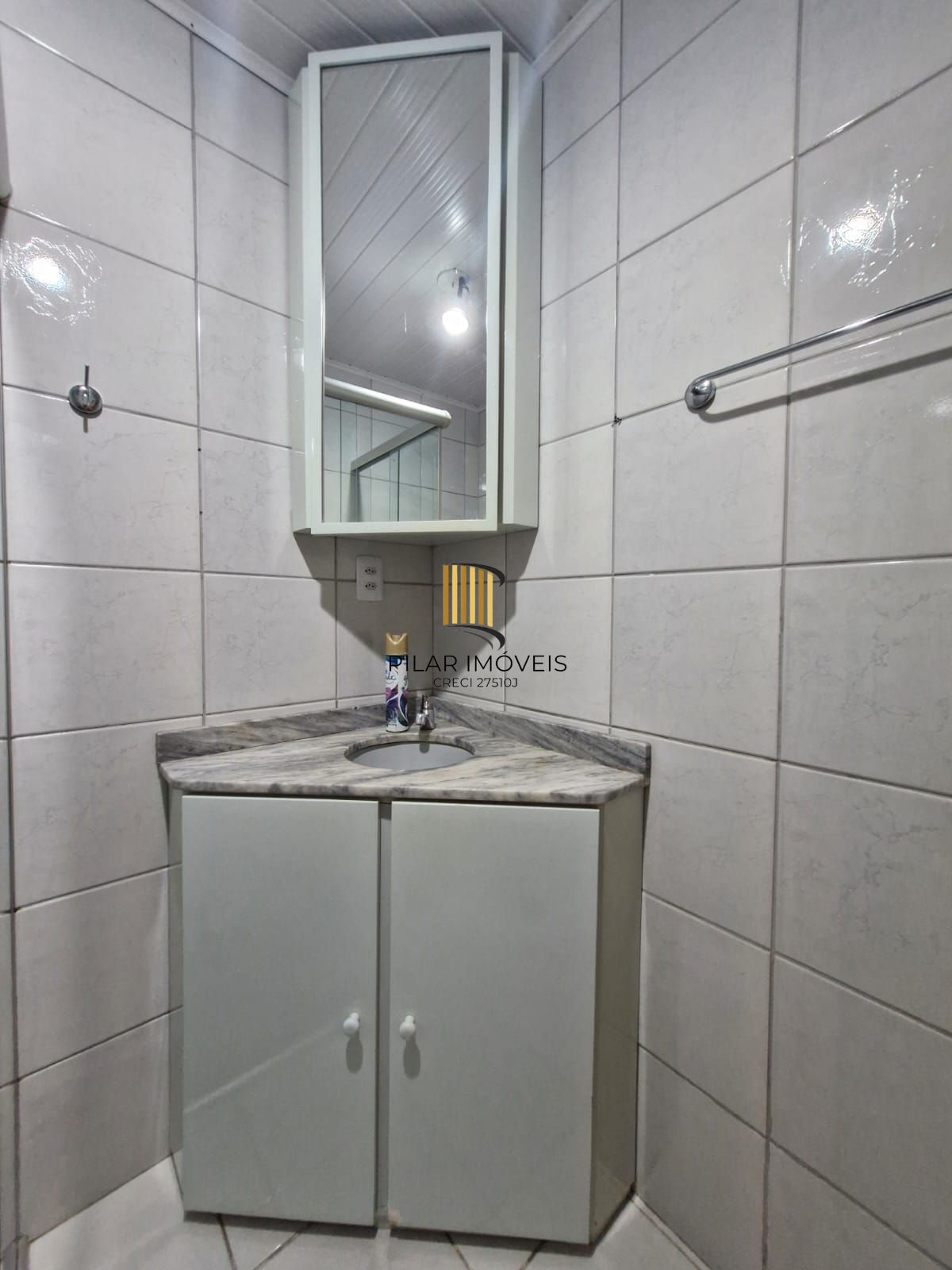 Apartamento 1 dormitório com 1 vaga rotativa