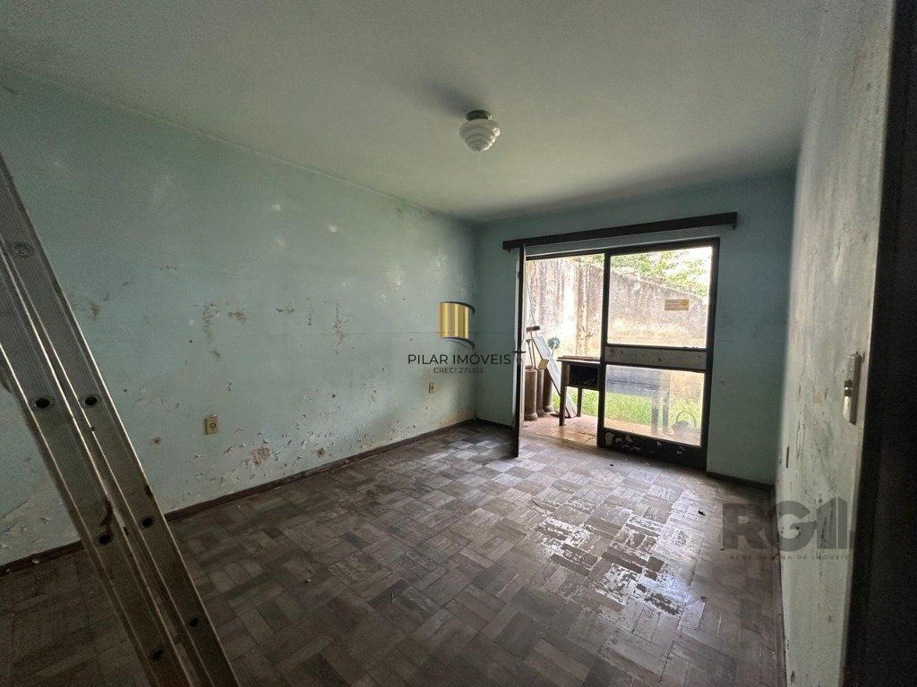 Casa 2 dormitórios no bairro São Geraldo