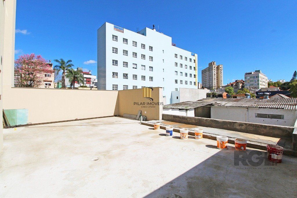 Apartamento 3 dorms à venda Rua Roque Calage, Passo da Areia - Porto Alegre