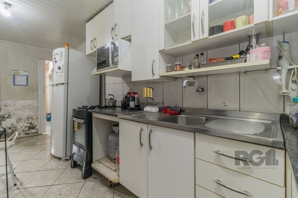 Casa de 4 dormitórios,  no bairro Vila Jardim
