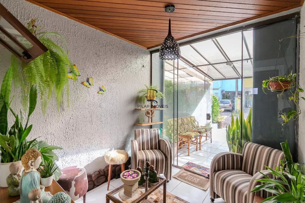 Casa de condomínio à venda com 258m², 3 quartos e 2 vagas