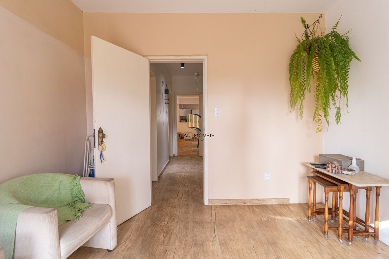 Cobertura à venda com 4 quartos 180 m²  rua Ramiro Barcelos no Bom Fim Porto Alegre