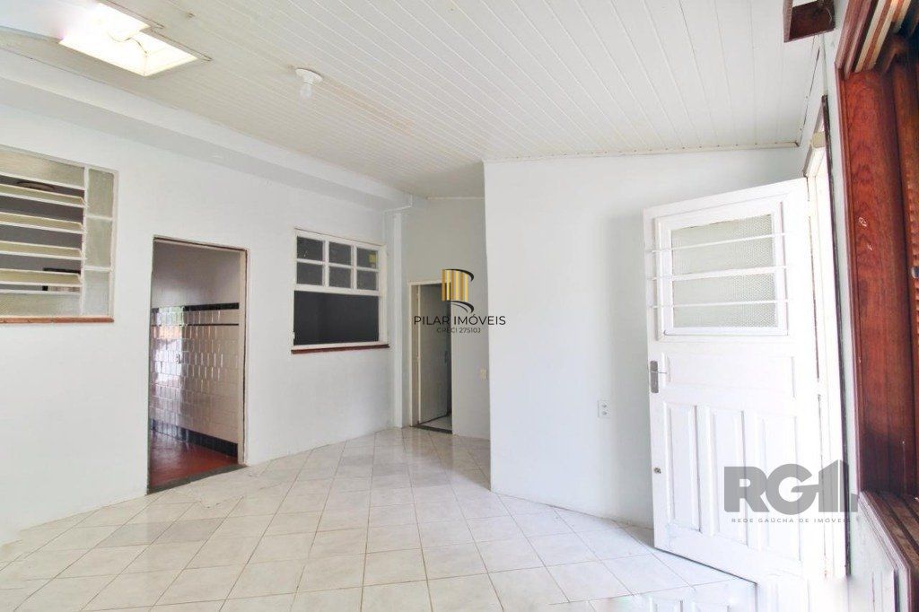 Casa 3 dormitórios no bairro Teresópolis