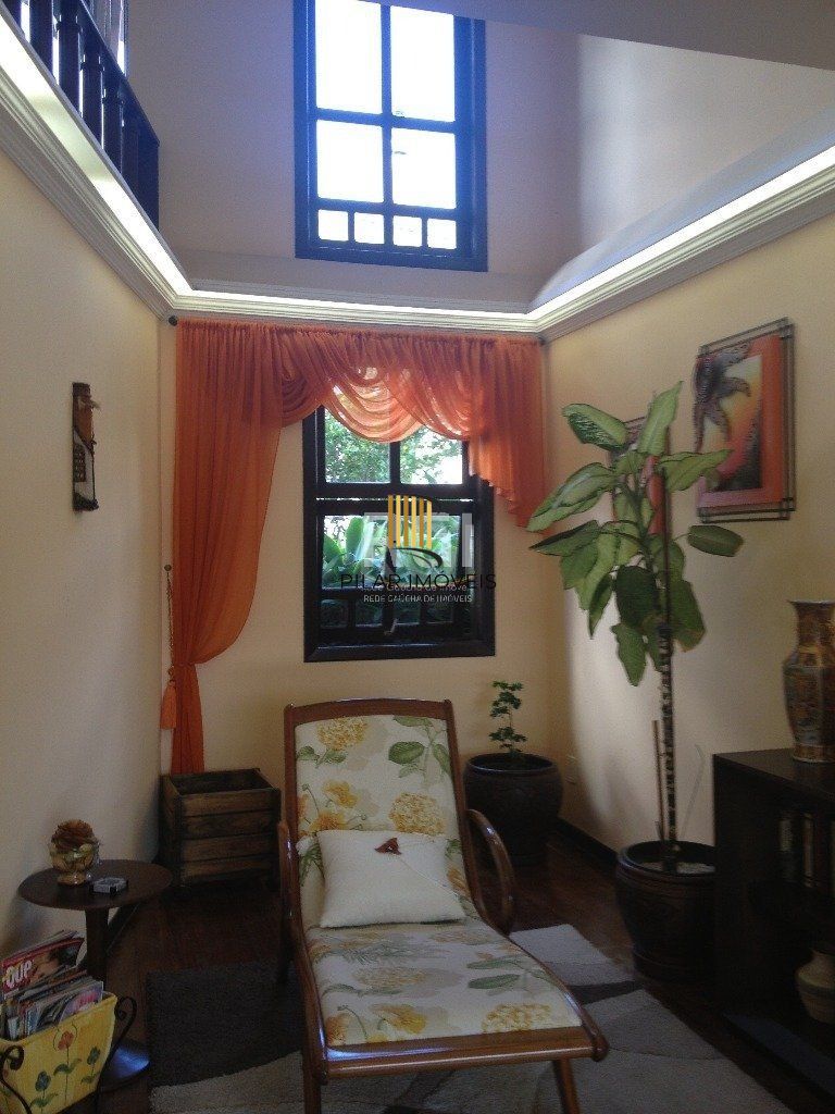 Casa Condominio para Venda - 350m², 4 dormitórios, sendo 1 suites, 2 vagas - Nonoai