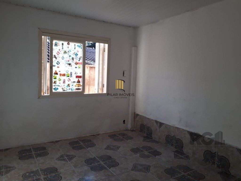 Casa de 3 dormitórios, no bairro Lomba do Pinheiro