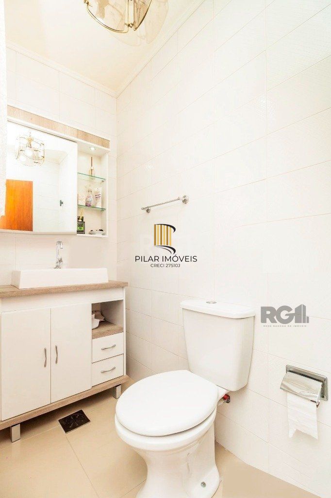 Casa de 266m² - 5 dormitórios, 5 vagas no bairro São João