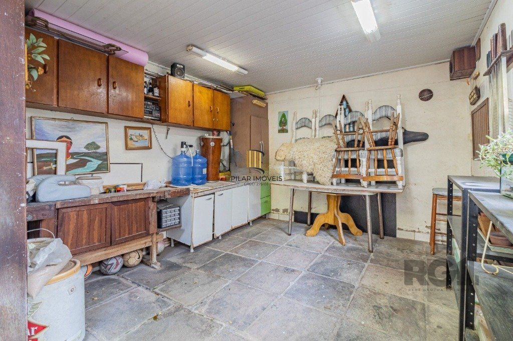 Casa de 3 dormitórios no bairro Santa Maria Goretti