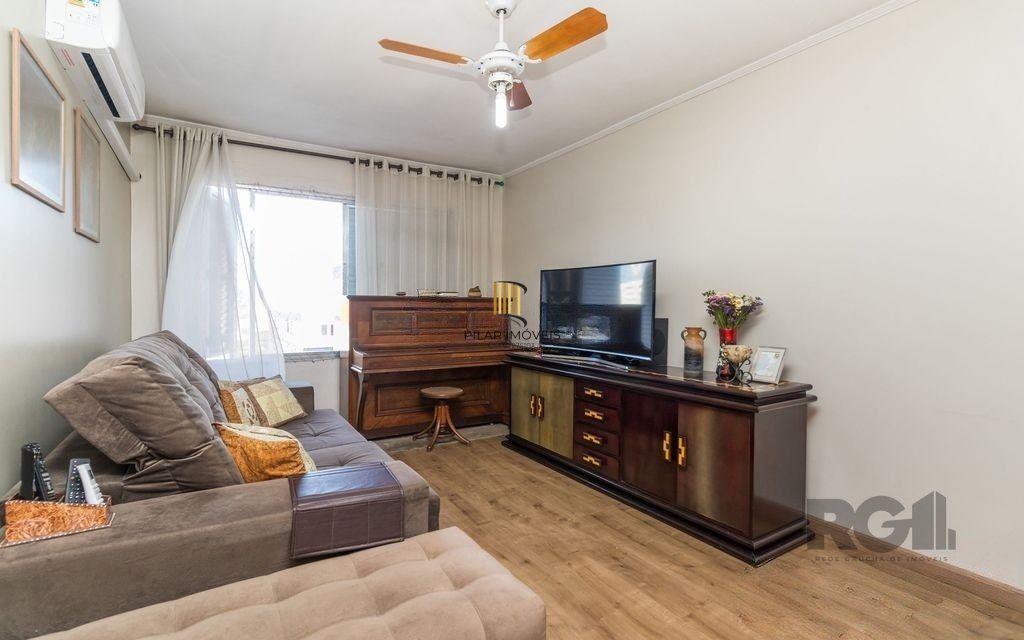 Cobertura 150m² - 3 dormitórios, 2 vagas no bairro Petrópolis