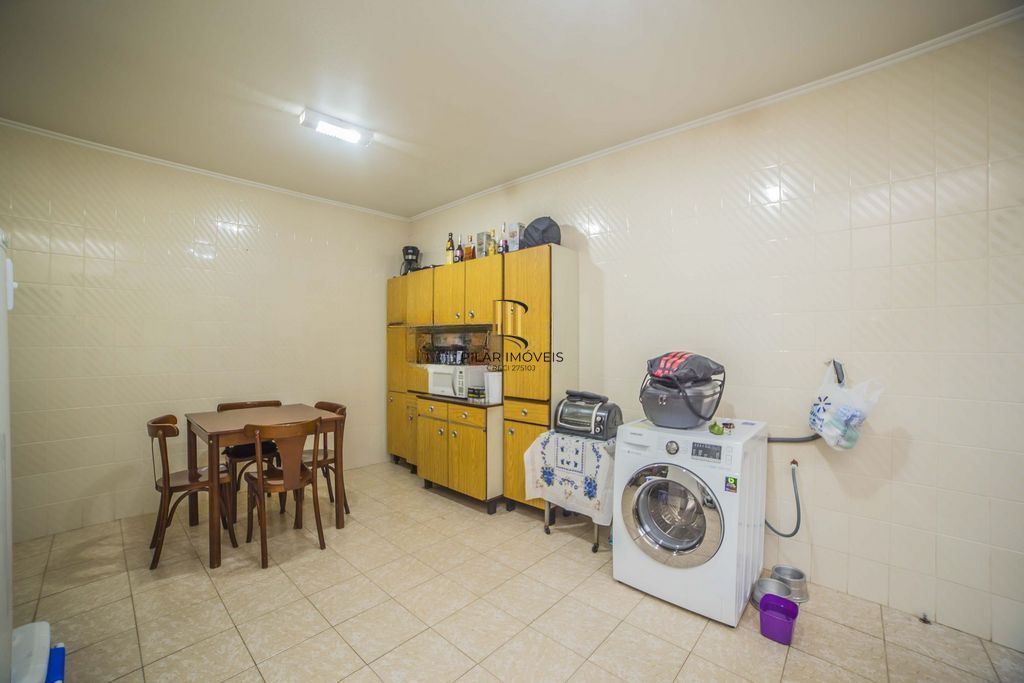 Casa de 4 dormitórios à venda no Bairro Santa Tereza - Porto Alegre