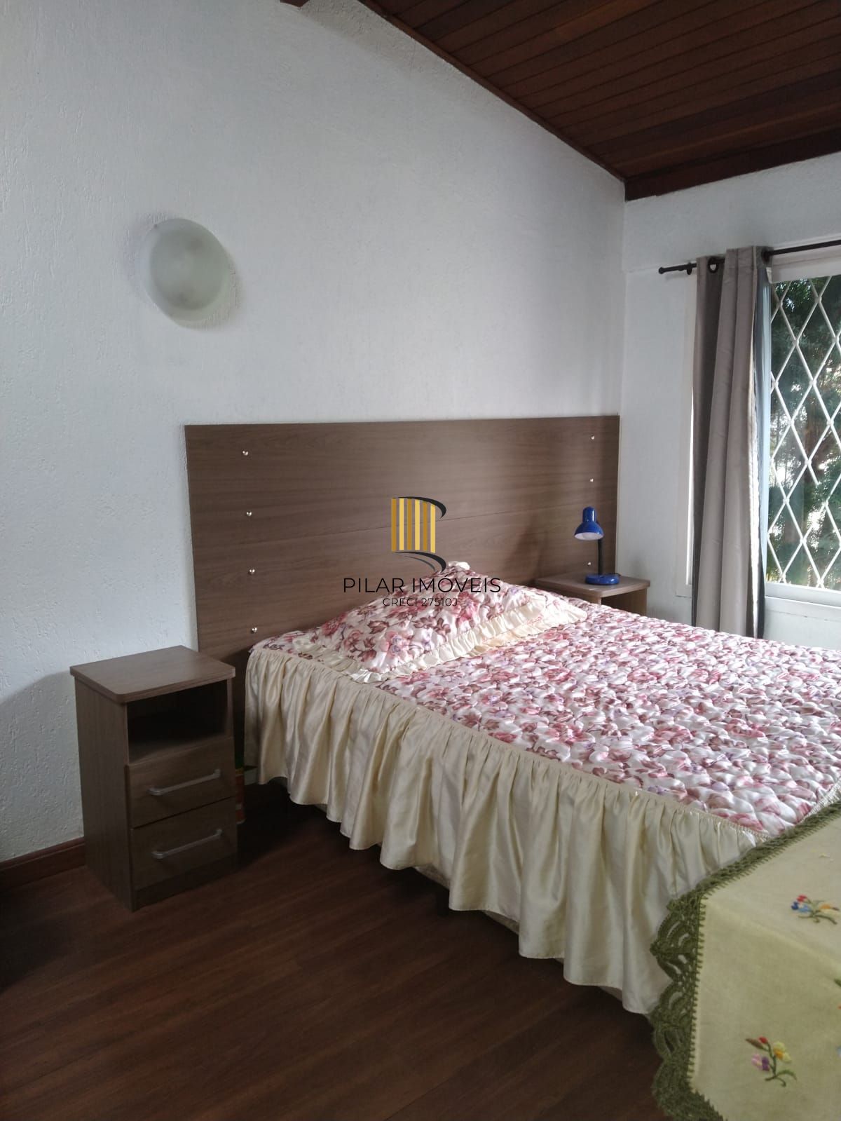 Casa 4 dormitórios no bairro Santa Tereza