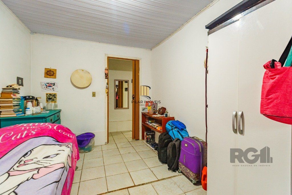 Casa de 4 Dormitório(s) Bairro Nonoai - Porto Alegre