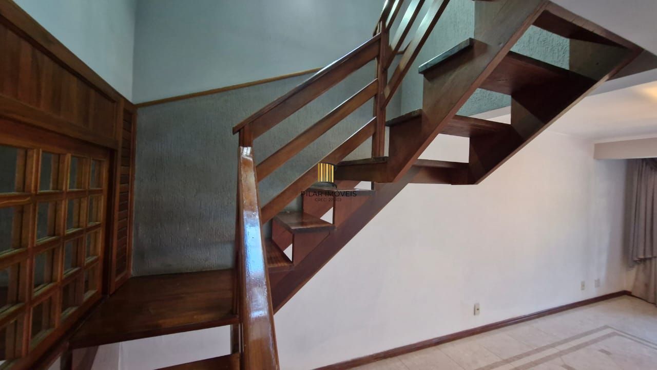 Casa em Condominio Fechado bairro Ipanema