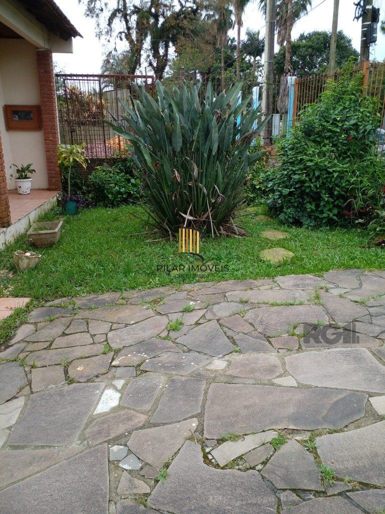 Casa para Venda - 146m², 4 dormitórios, 4 vagas - Cavalhada
