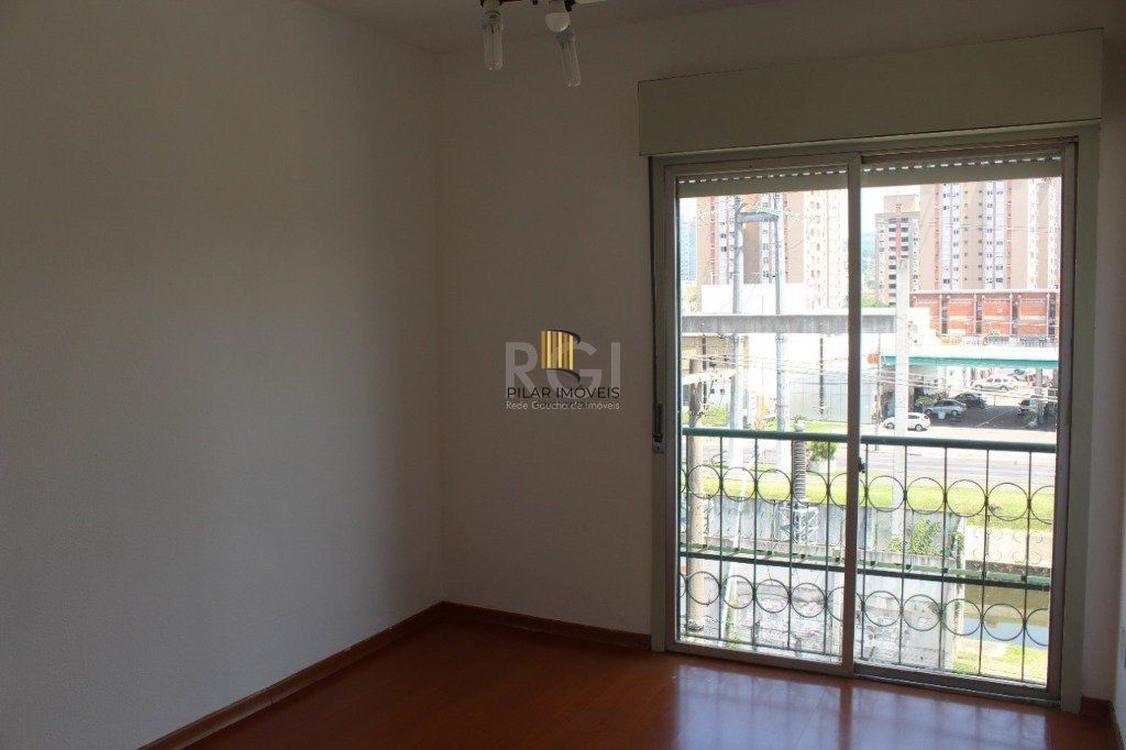 Apartamento 2 dormitórios no bairro Jardim do Salso