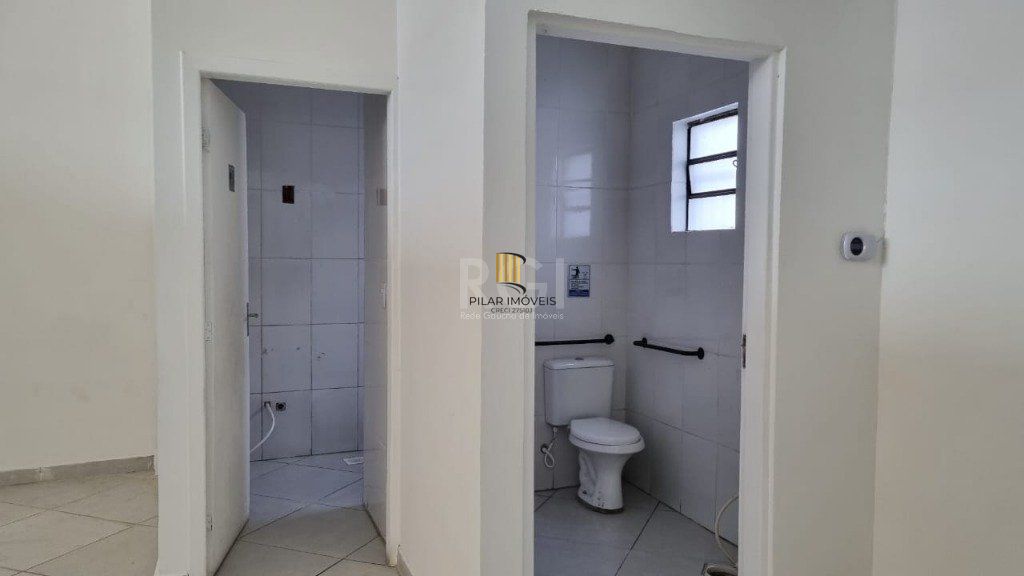 Loja para Venda - 236.36m², 0 dormitórios, Medianeira