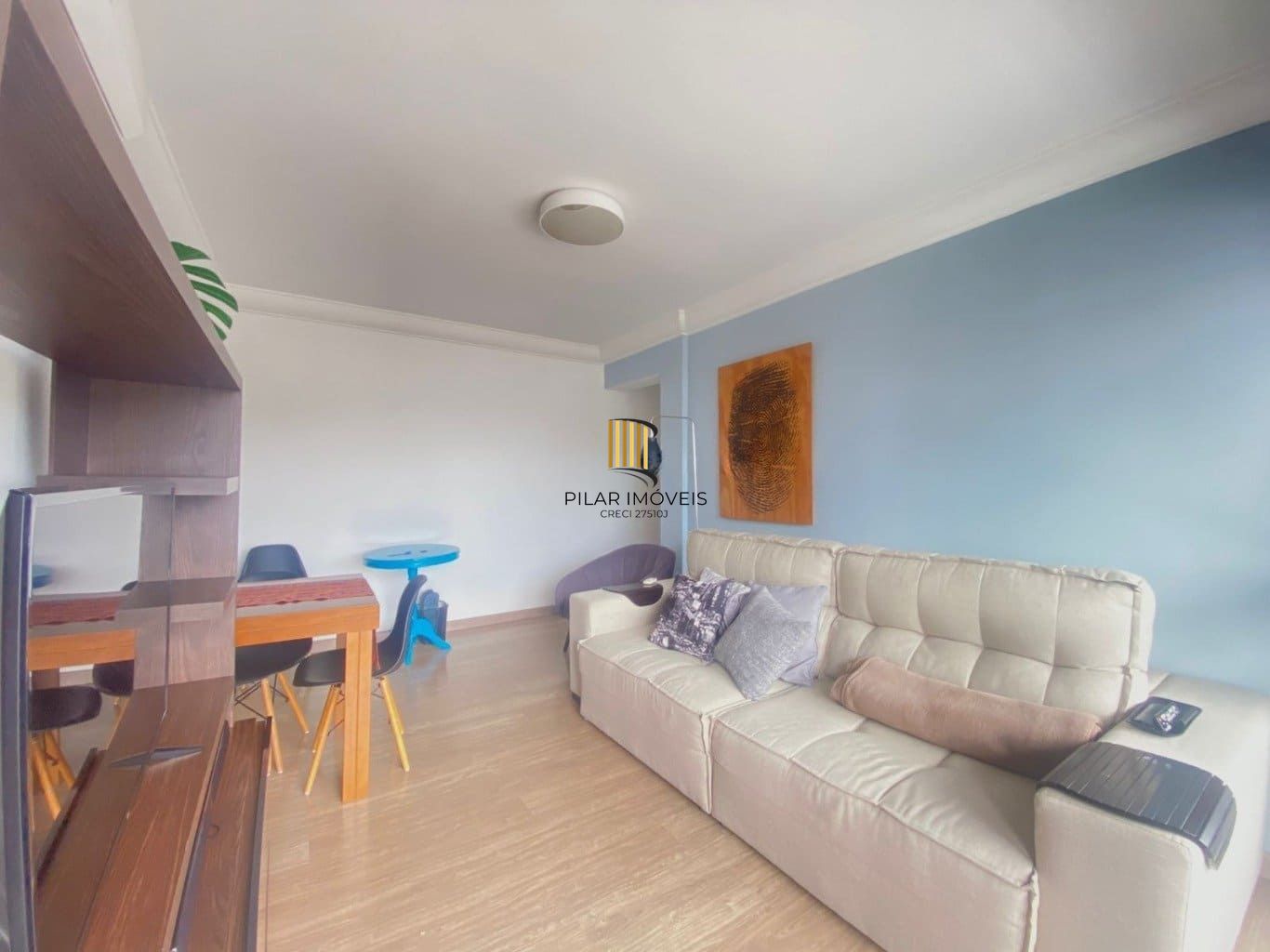 Apartamento de 2 dormitorios à venda em Santana, Porto Alegre.