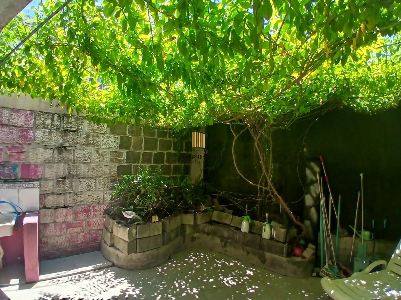 Apartamento garden de 02 dormitórios no bairro Petropolis-Porto Alegre/RS