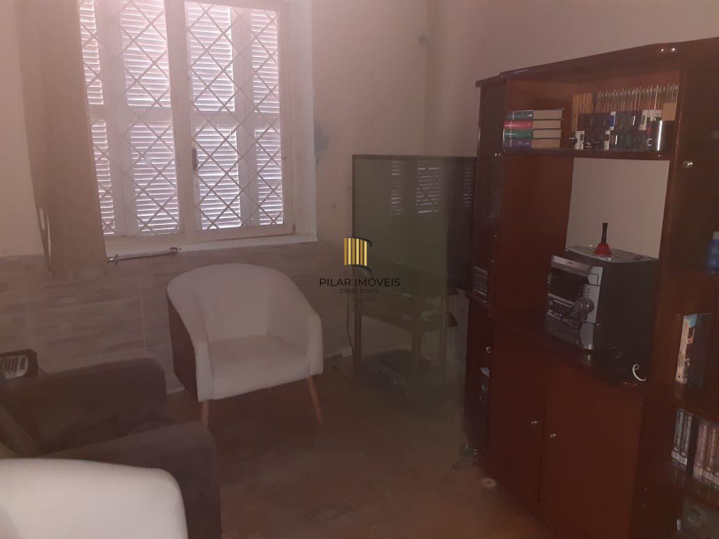 Casa com 3 quartos, 4 vagas e 159m² - Rua General Caldwell - Menino Deus, Porto Alegre