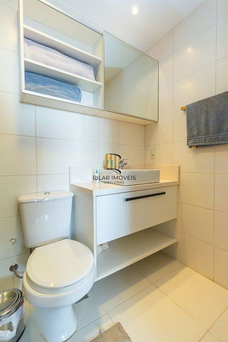 Apartamento de 1 dormitório à venda no Bairro Três Figueiras - Porto Alegre