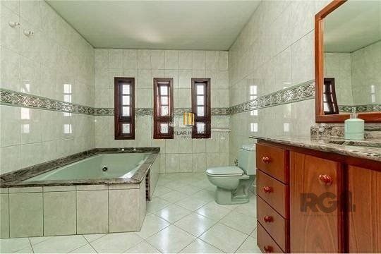 casa de 260m², bairro Costa e Silva