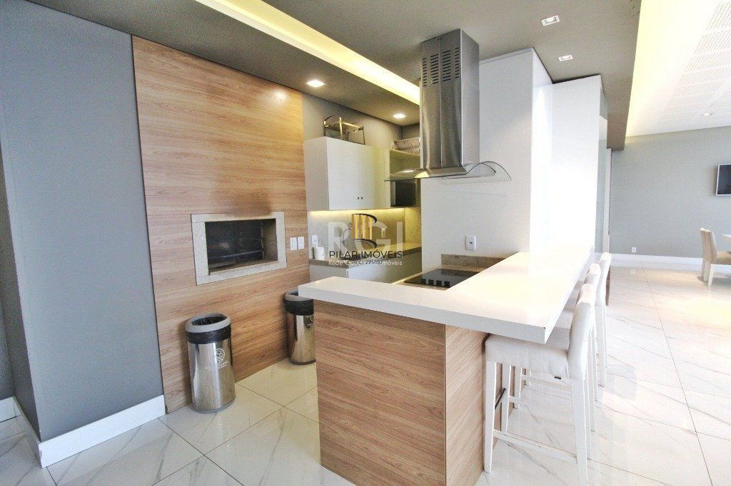 Apartamento para Venda - 48.32m², 1 dormitório, 1 vaga - Petrópolis