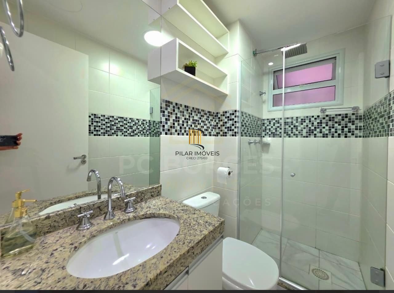 Apartamento de 03 dormitorios com infraestrutura completa no bairro Teresópolis.