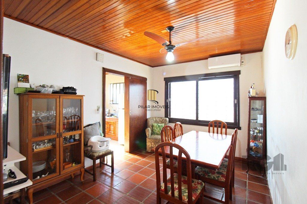 Casa 3 Dormitório(s) Bairro Ipanema