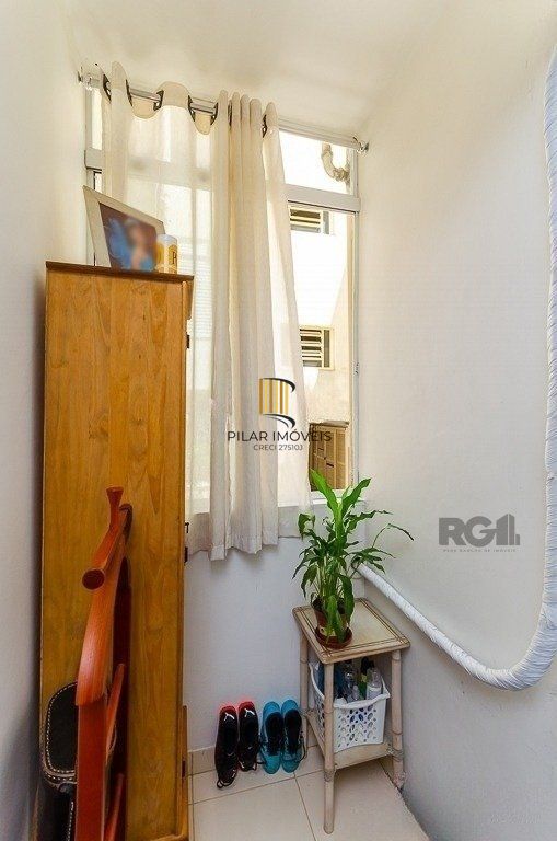 Apartamento térreo para Venda - com 59.2m² 2 dormitórios no bairro Azenha
