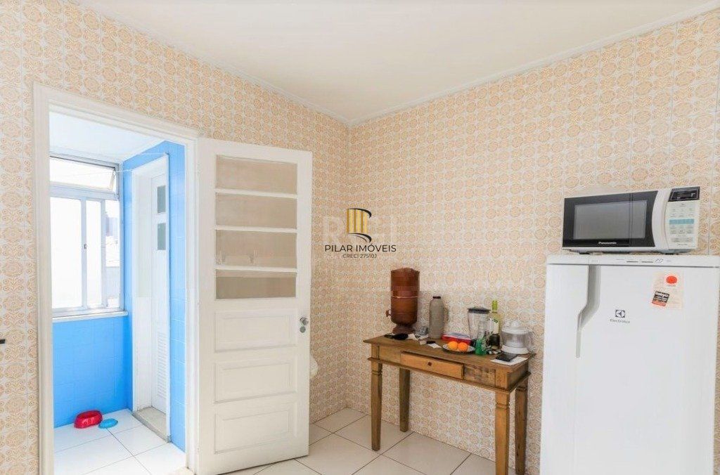Apartamento para Venda - 128m², 3 dormitórios, 1 vaga - Menino Deus