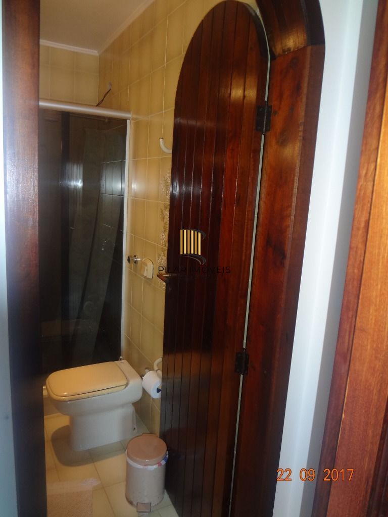 Casa para Venda - 365m², 4 dormitórios, sendo 2 suites, 6 vagas - Nonoai
