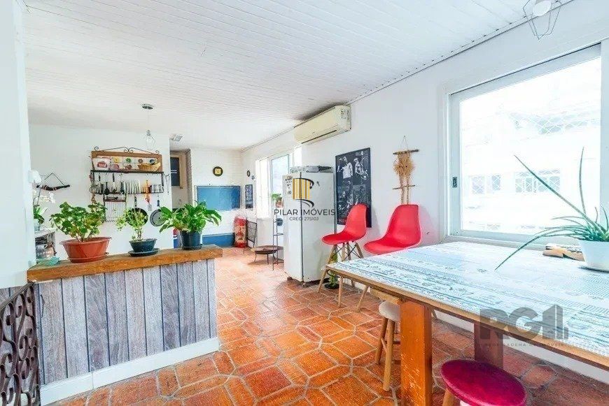 Cobertura 125m² - 3 dormitórios, 2 vagas no bairro Petrópolis