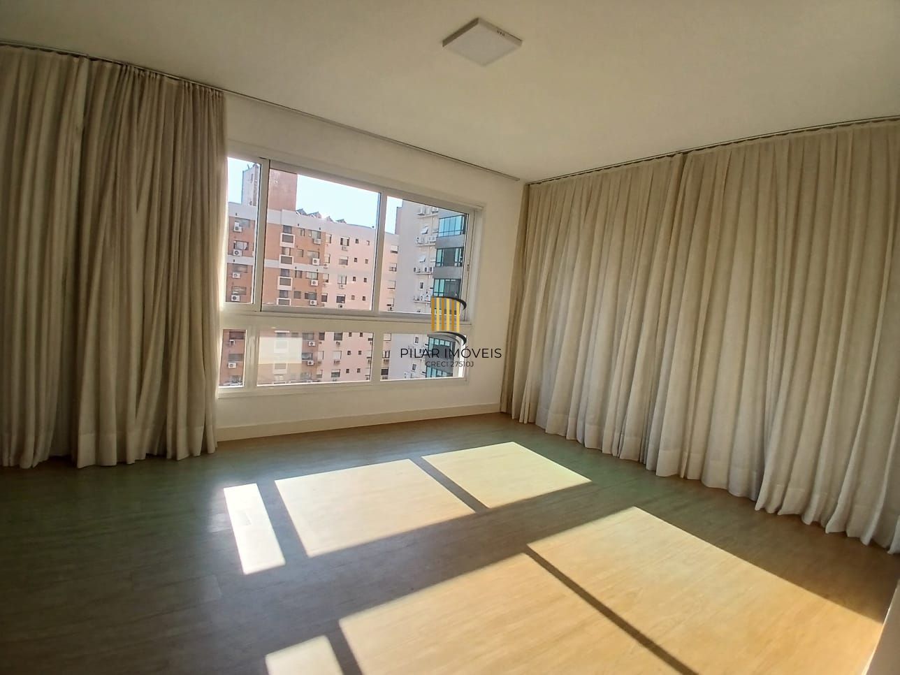 Apartamento  com 3 dormitorios e suite no Menino Deus, Porto Alegre/RS