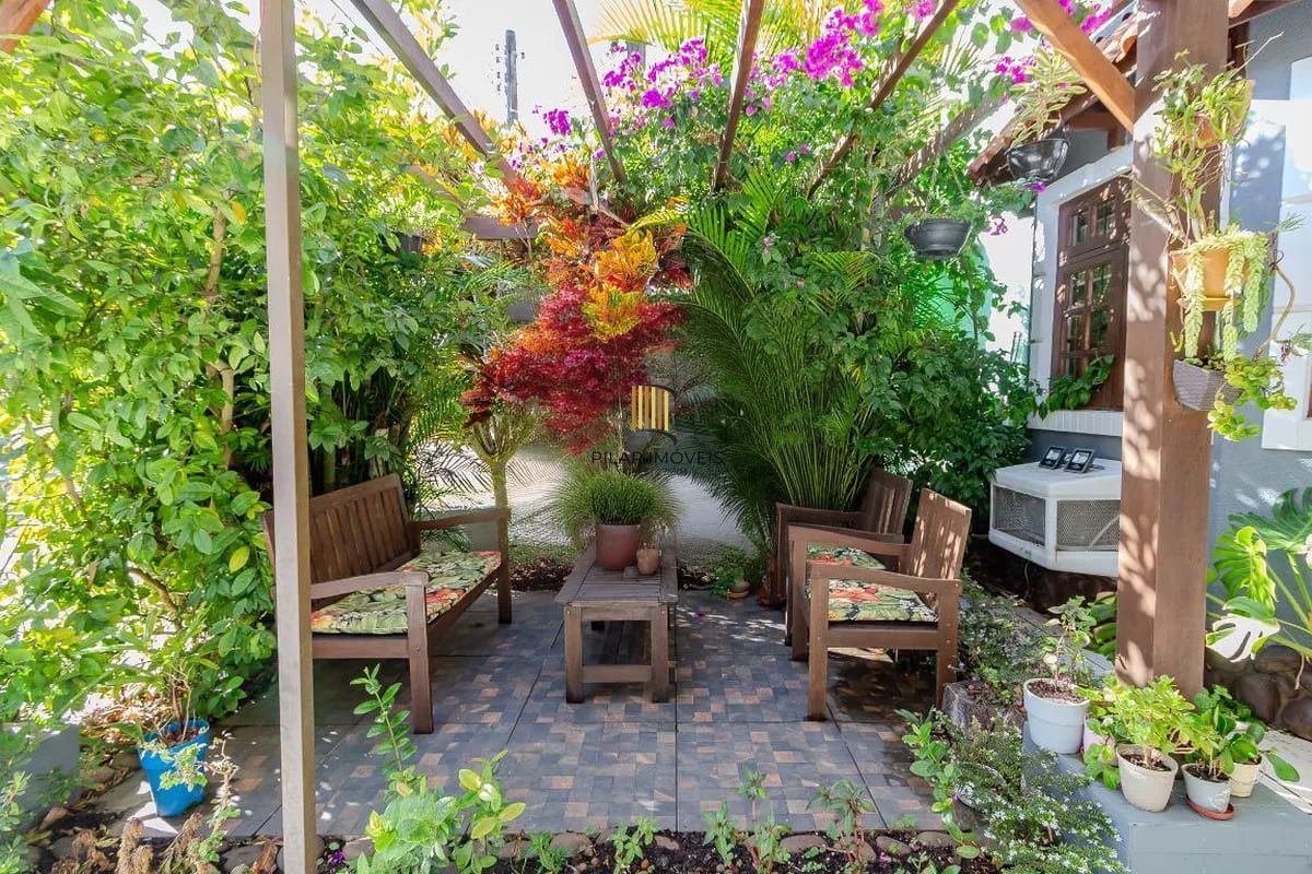 Casa de condomínio à venda com 258m², 3 quartos e 2 vagas