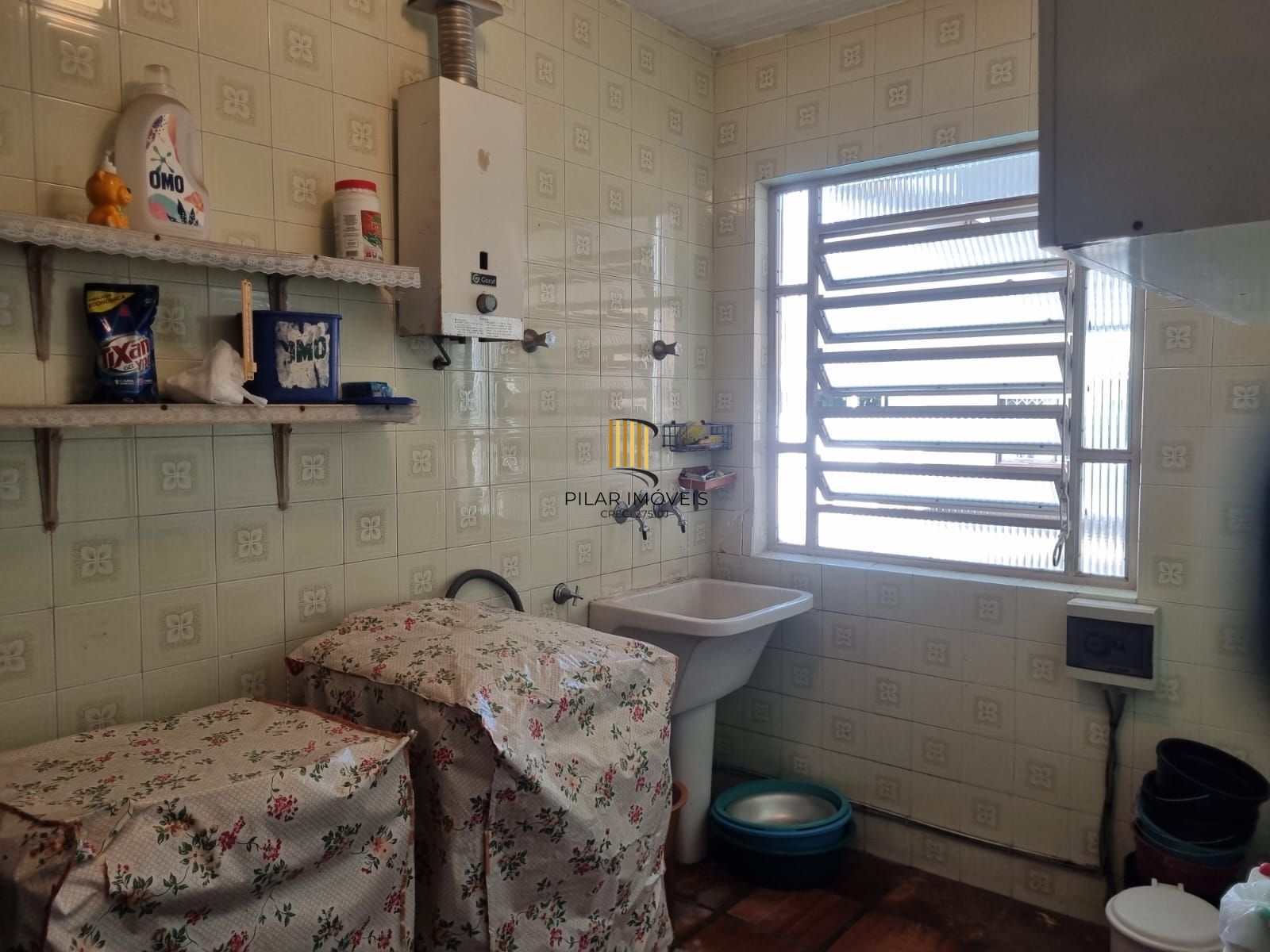 Casa 3 dormitórios no bairro Nonoai
