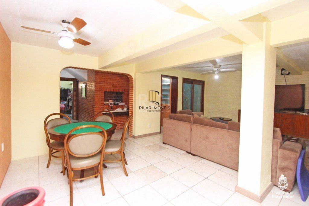 Casa para Venda - 500m², 5 dormitórios, sendo 2 suites, 5 vagas - Menino Deus