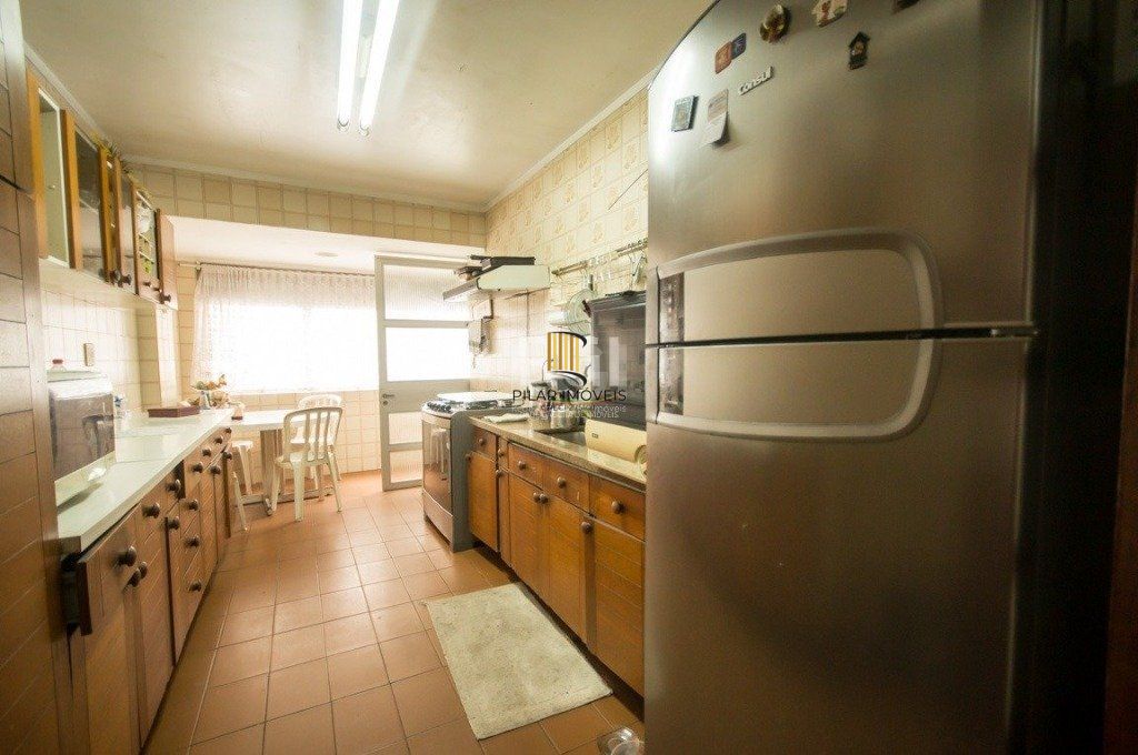 Cobertura para Venda - 237.88m², 3 dormitórios, sendo 1 suites, 2 vagas - Moinhos de Vento
