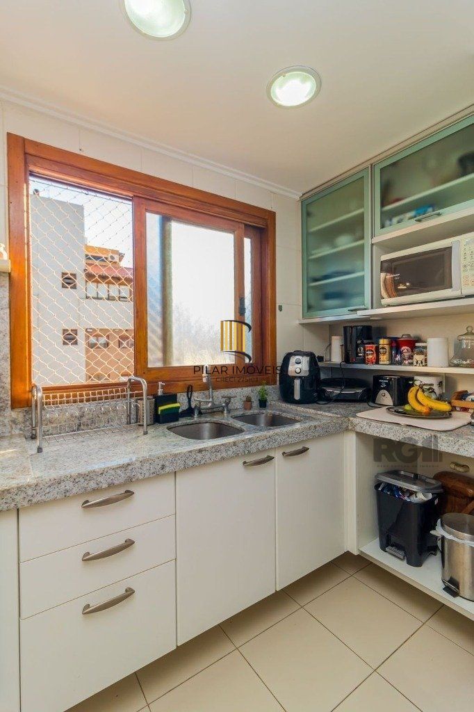 Excelente cobertura de 175m² com 3 dormitórios e 2 vagas.