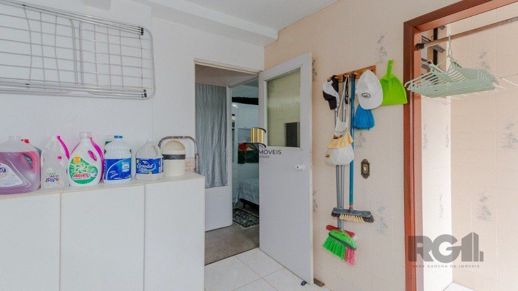 Casa 394m², 4 dormitórios, 4 vagas no bairro Cristo Redentor