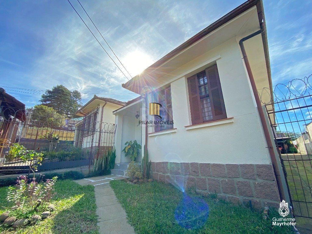 Casa para Venda - 212m², 3 dormitórios, 2 vagas - Medianeira