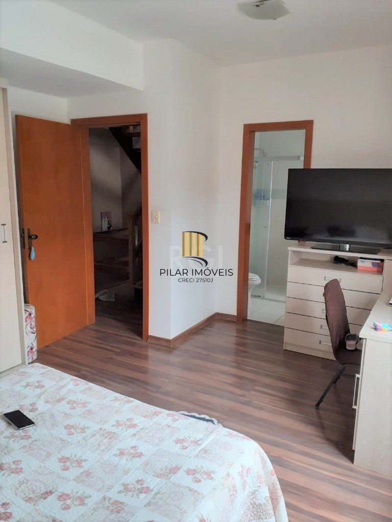 Casa para Venda - 148.53m², 4 dormitórios, sendo 1 suites, 2 vagas - Hípica