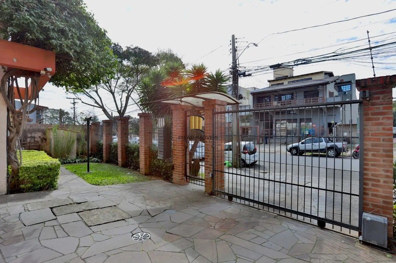 Casa de Condomínio 2 dormitórios no bairro Camaquã